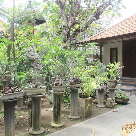 Mona Homestay Sanur Eksteriør bilde