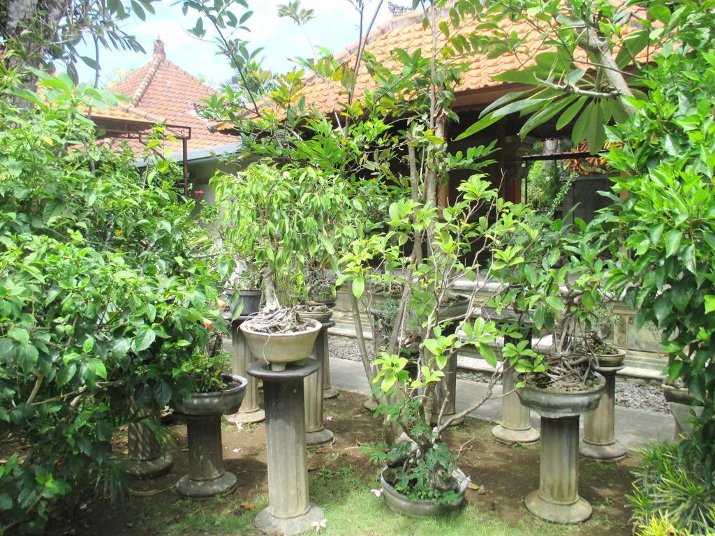 Mona Homestay Sanur Eksteriør bilde