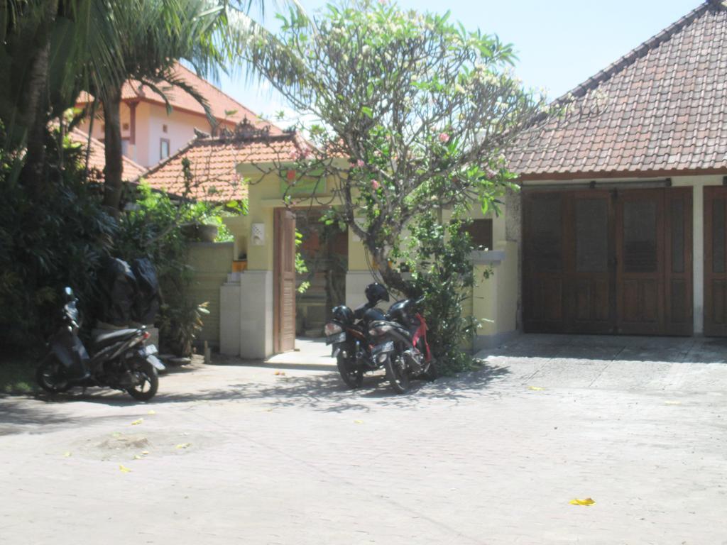 Mona Homestay Sanur Eksteriør bilde